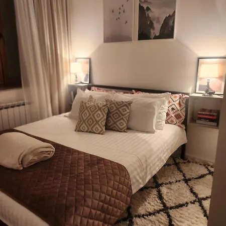 7lux Apartment